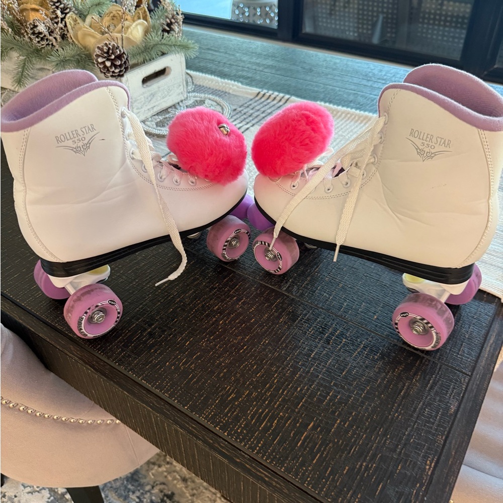 Roller Star 550 White and Pink vintage Roller Skates